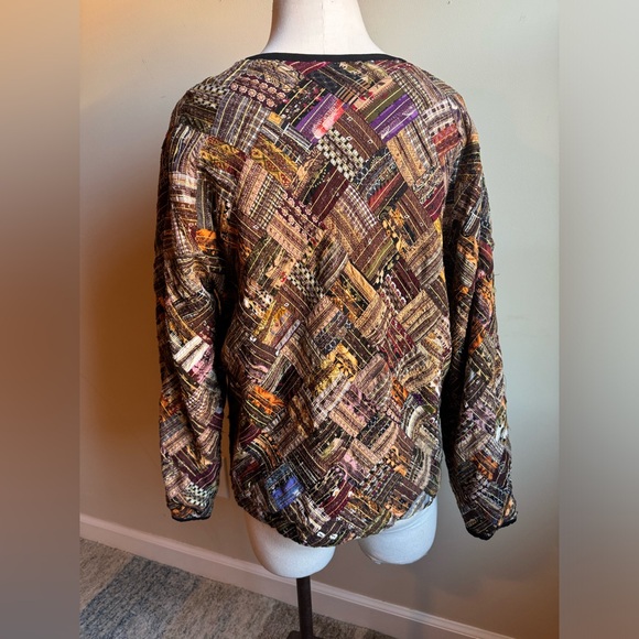 Soul Mates Gold Threaded Patchwork V-Cut Button Down Blazer - Picture 4 of 5